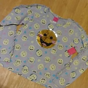 NWT girls smiley face sequined top